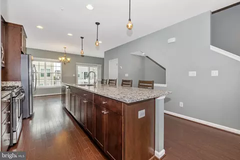 Entry Way - 5961 Whelan Ln, Frederick, MD 21703 photo 2 of 9