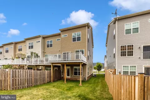 Exterior - 5961 Whelan Ln, Frederick, MD 21703 photo 10 of 19