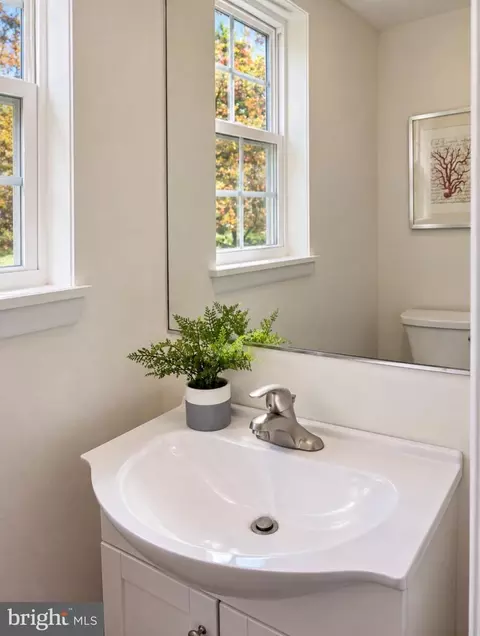 Bath - 420 Carrollton Dr, Frederick, MD 21701 photo 1 of 3