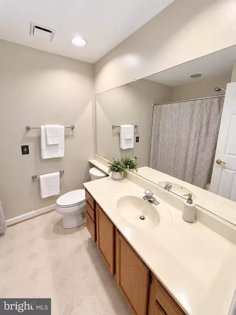 Bath - 108 Charleston Ln, Frederick, MD 21702 photo 3 of 3
