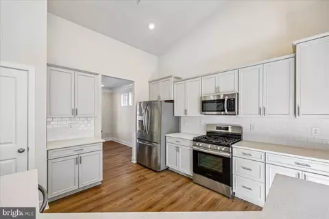 Entry Way - 1311 Boundary Peak Ter, Frederick, MD 21702 photo 2 of 12