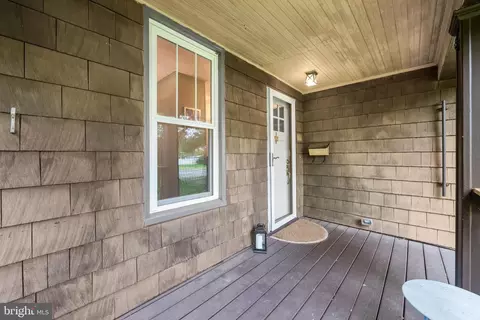 Exterior - 618 Wilson Pl, Frederick, MD 21702 photo 3 of 8