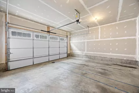 Entry Way - 402 Matlock Ln, Frederick, MD 21701 photo 19 of 19