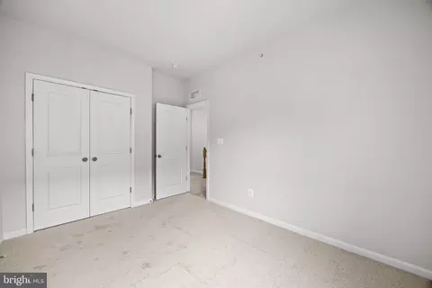Entry Way - 402 Matlock Ln, Frederick, MD 21701 photo 15 of 19
