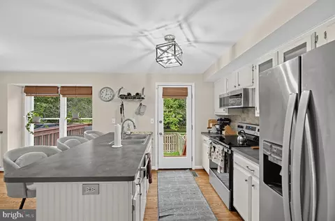 Kitchen - 8006 Broken Reed Ct, Frederick, MD 21701 photo 4 of 4