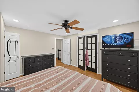 Bedroom - 8006 Broken Reed Ct, Frederick, MD 21701 photo 3 of 4