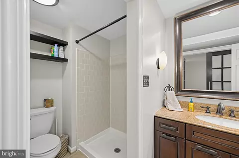Bath - 8006 Broken Reed Ct, Frederick, MD 21701 photo 3 of 3