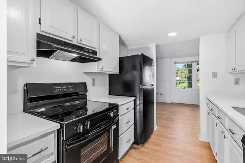 Kitchen - 6745 Brace Ct, Frederick, MD 21703 photo 5 of 5