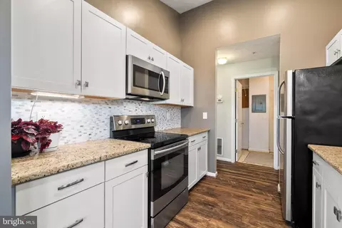 Kitchen - 905 Blue Leaf Apt 7 3c Court Apt 7 3c Ct #7 3C, Frederick, MD 21701 photo 3 of 5