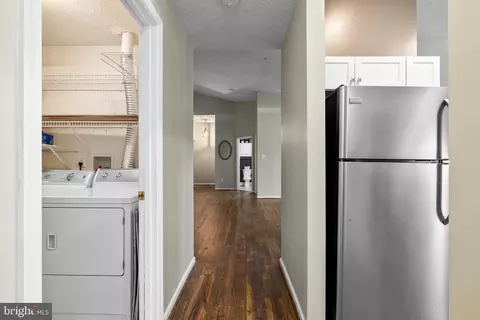 Entry Way - 905 Blue Leaf Apt 7 3c Court Apt 7 3c Ct #7 3C, Frederick, MD 21701 photo 5 of 6