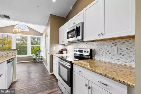 Kitchen - 905 Blue Leaf Apt 7 3c Court Apt 7 3c Ct #7 3C, Frederick, MD 21701 photo 5 of 5
