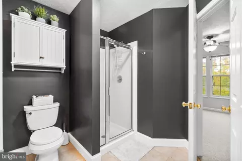 Bath - 905 Blue Leaf Apt 7 3c Court Apt 7 3c Ct #7 3C, Frederick, MD 21701 photo 2 of 2