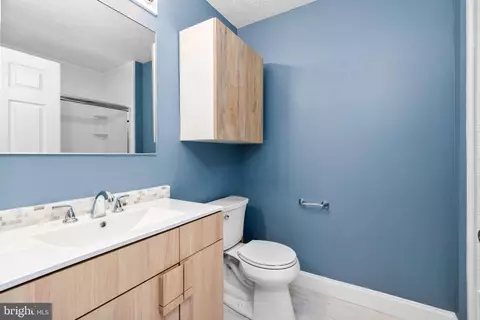Bath - 905 Blue Leaf Apt 7 3c Court Apt 7 3c Ct #7 3C, Frederick, MD 21701 photo 1 of 2