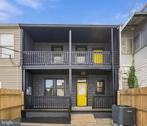 Exterior - 29 E Seventh St, Frederick, MD 21701 photo 3 of 6