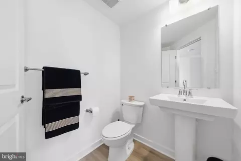 Entry Way - 711 Iron Forge Rd #28, Frederick, MD 21702 photo 8 of 14