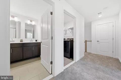 Entry Way - 711 Iron Forge Rd #28, Frederick, MD 21702 photo 13 of 14