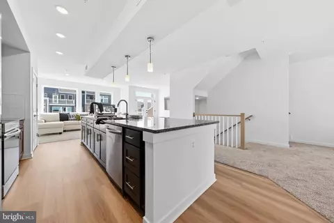Entry Way - 711 Iron Forge Rd #28, Frederick, MD 21702 photo 4 of 14