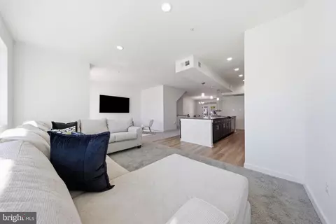 Entry Way - 711 Iron Forge Rd #28, Frederick, MD 21702 photo 6 of 14