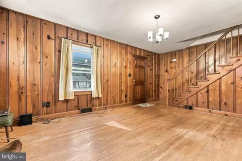 Living - 313 Adam Rd, Frederick, MD 21701 photo 2 of 3