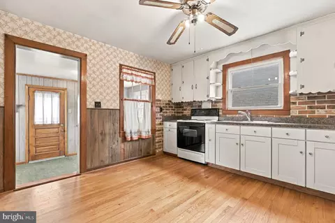 Entry Way - 313 Adam Rd, Frederick, MD 21701 photo 1 of 2