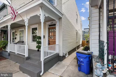 Exterior - 204 E 5th St, Frederick, MD 21701 photo 3 of 5