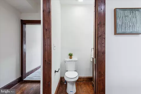 Entry Way - 204 E 5th St, Frederick, MD 21701 photo 3 of 7
