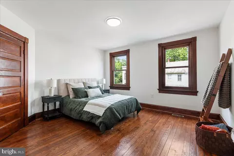 Bedroom - 204 E 5th St, Frederick, MD 21701 photo 3 of 4