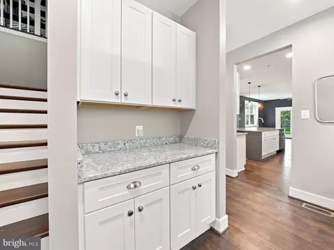 Entry Way - 8106 Mojave Ct, Frederick, MD 21702 photo 2 of 4