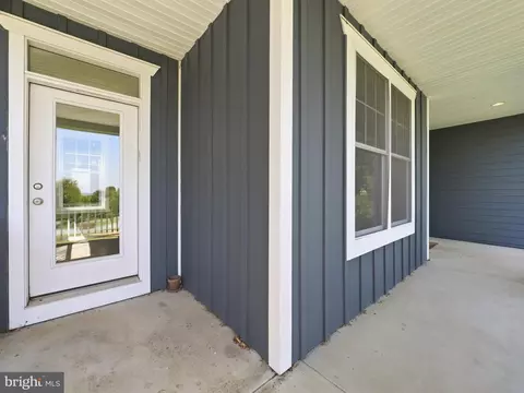 Exterior - 8106 Mojave Ct, Frederick, MD 21702 photo 7 of 7