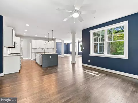Living - 8106 Mojave Ct, Frederick, MD 21702 photo 1 of 5