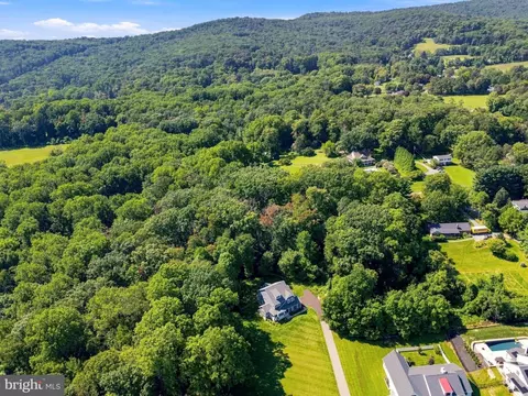 View/Area - 8106 Mojave Ct, Frederick, MD 21702 photo 1 of 8