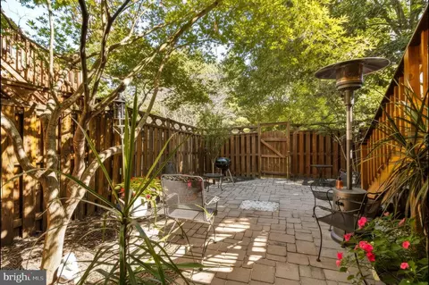 Exterior - 8012 Broken Reed Ct, Frederick, MD 21701 photo 5 of 7