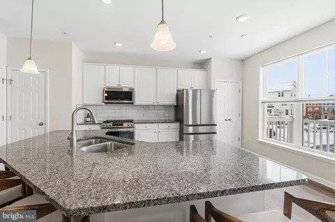 Kitchen - 5902 Forum Sq, Frederick, MD 21703 photo 5 of 5
