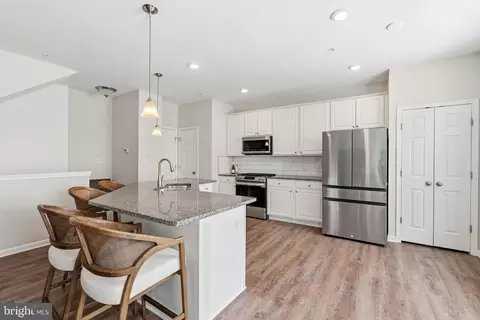 Kitchen - 5902 Forum Sq, Frederick, MD 21703 photo 3 of 5