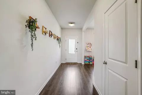 Entry Way - 504 Carroll Walk Ave, Frederick, MD 21701 photo 10 of 17