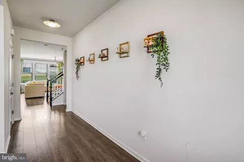 Entry Way - 504 Carroll Walk Ave, Frederick, MD 21701 photo 2 of 17