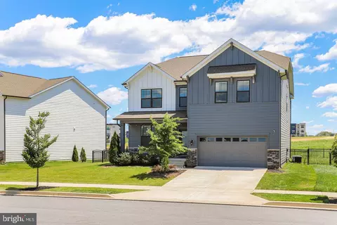 Exterior - 504 Carroll Walk Ave, Frederick, MD 21701 photo 2 of 12