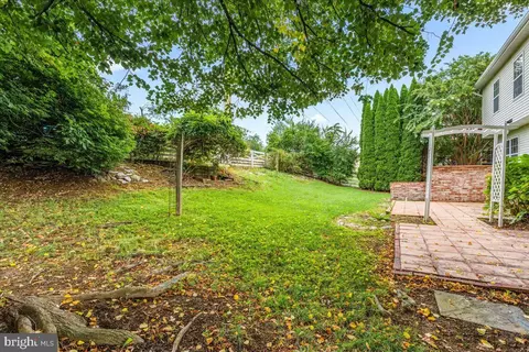 Exterior - 7035 Allington Manor Cir E, Frederick, MD 21703 photo 3 of 4