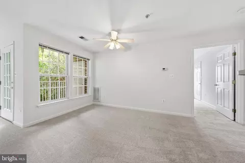 Living - 502 Bradley Ct #5G, Frederick, MD 21703 photo 6 of 9