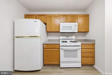 Kitchen - 502 Bradley Ct #5G, Frederick, MD 21703 photo 3 of 5