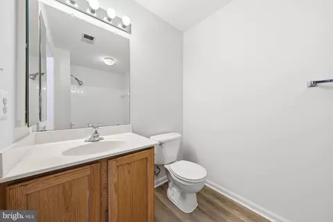 Entry Way - 502 Bradley Ct #5G, Frederick, MD 21703 photo 5 of 13