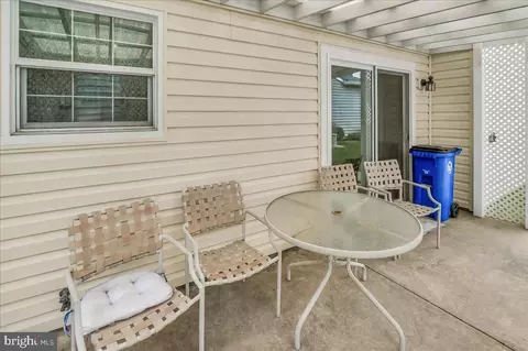 Exterior - 6874 Buttonwood Ct, Frederick, MD 21703 photo 4 of 17