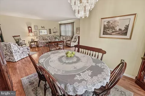 Dining - 6874 Buttonwood Ct, Frederick, MD 21703 photo 3 of 4