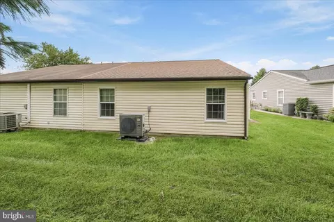 Exterior - 6874 Buttonwood Ct, Frederick, MD 21703 photo 7 of 17