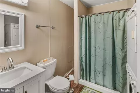 Bath - 6874 Buttonwood Ct, Frederick, MD 21703 photo 1 of 2