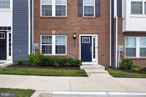 Exterior - 1406 Clingmans Dome Dr, Frederick, MD 21702 photo 1 of 7