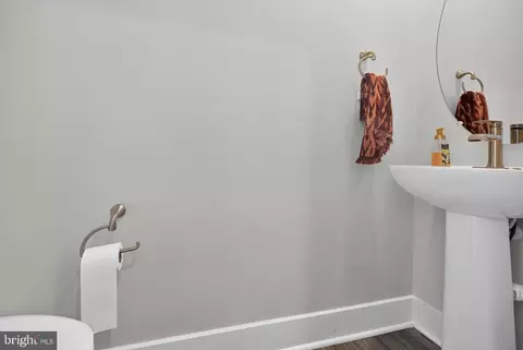 Entry Way - 1406 Clingmans Dome Dr, Frederick, MD 21702 photo 12 of 18