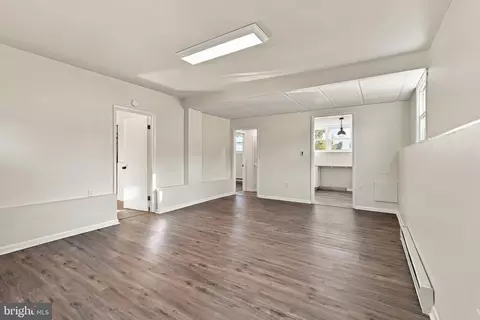 Living - 2419 Quebec School Rd, Middletown, MD 21769 photo 2 of 9