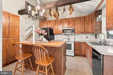 Kitchen - 2419 Quebec School Rd, Middletown, MD 21769 photo 1 of 7