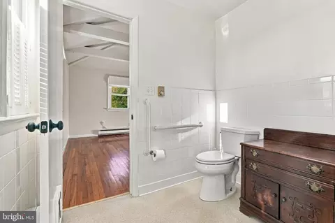 Entry Way - 2419 Quebec School Rd, Middletown, MD 21769 photo 3 of 7